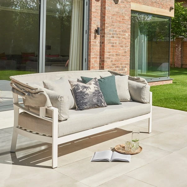 Titchwell White Day Bed 6 Titchwell White Day Bed - Image 4