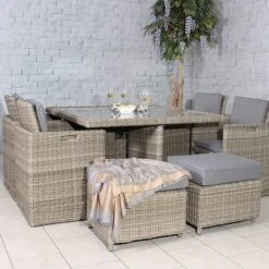Wentwoth 8 Seater Cube Set