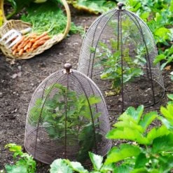 Outdoor Wired Plant Protector -Gardens and Outdoors 30849545 alt01