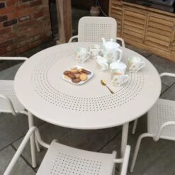 Porto 4 Seater Round Dining Set With Stacking Chairs -Gardens and Outdoors 30915709 alt04