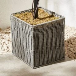 Artificial Boxwood Ball Tree In Woven Plant Pot -Gardens and Outdoors 30926644 alt01